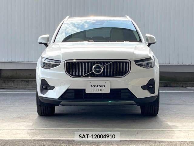 Volvo XC40 2022-08 333112-16