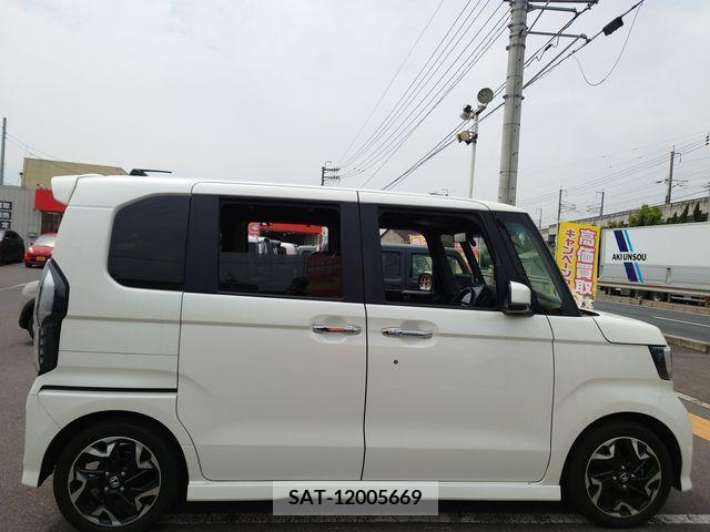 Honda N BOX CUSTOM 2018-05 278961-6