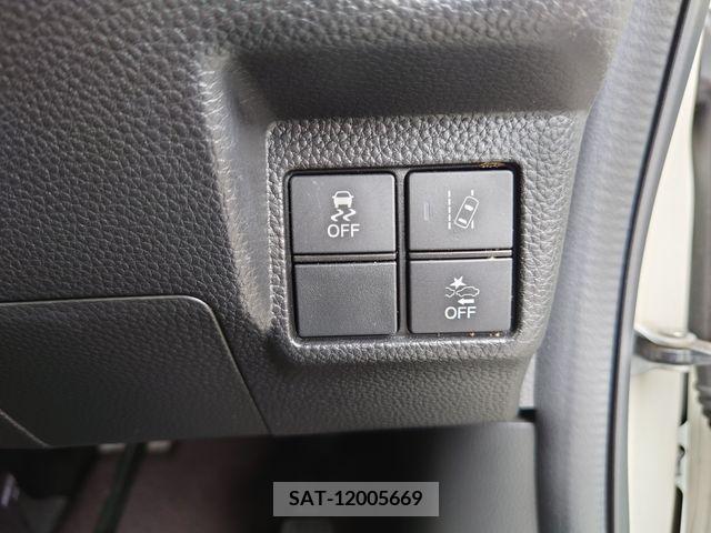 Honda N BOX CUSTOM 2018-05 278961-28