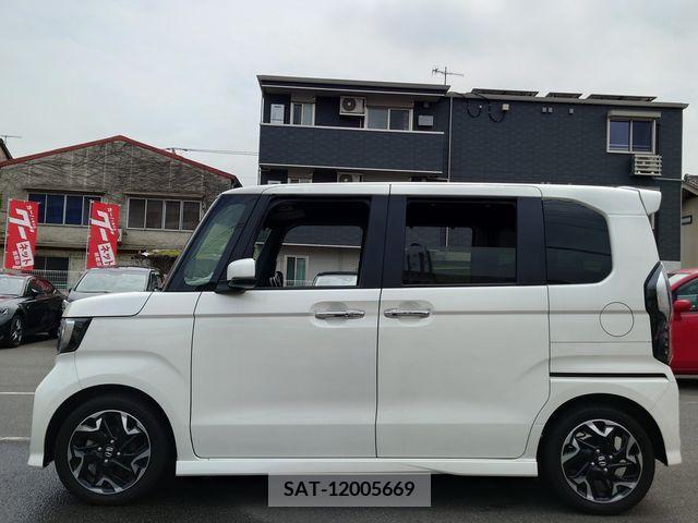 Honda N BOX CUSTOM 2018-05 278961-7