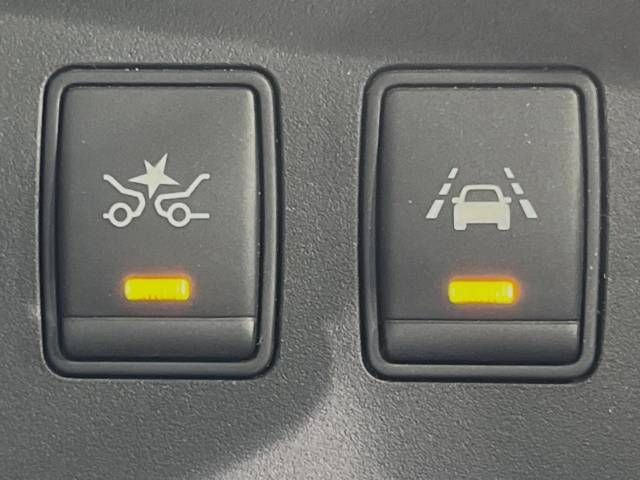 Nissan SERENA 2014-02 12979-2