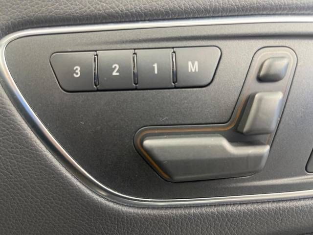 Mercedes Benz CLA-CLASS 2015-02 181772-7