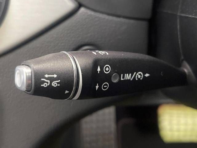 Mercedes Benz CLA-CLASS 2015-02 181772-3