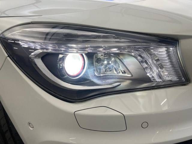 Mercedes Benz CLA-CLASS 2015-02 181772-8