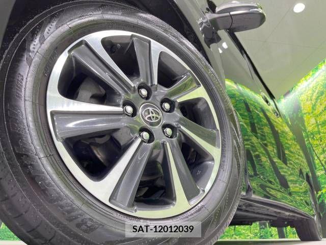 Toyota VOXY 2018-05 338793-13
