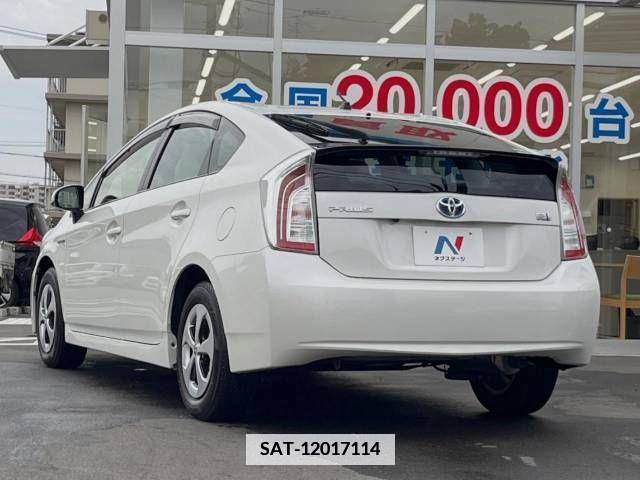Toyota PRIUS 2013-02 351915-17