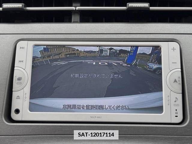 Toyota PRIUS 2013-02 351915-3