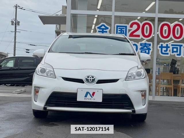 Toyota PRIUS 2013-02 351915-14