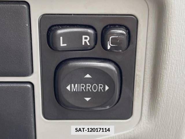 Toyota PRIUS 2013-02 351915-7