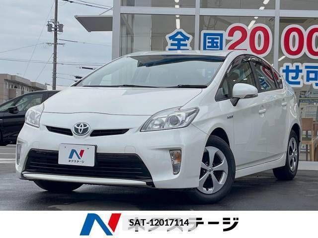 Toyota PRIUS 2013-02 351915-0