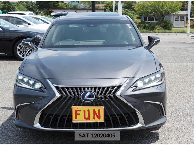 Lexus ES 2021-11 354113-1