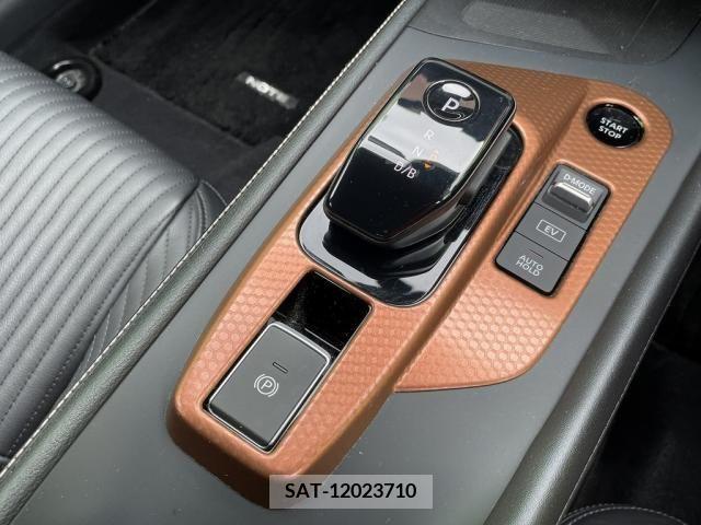 Nissan NOTE 2021-01 338534-23