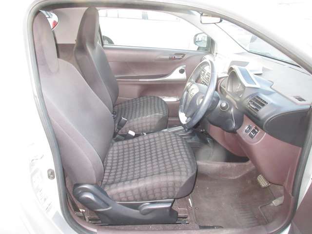 Toyota IQ 2009-12 183279-12
