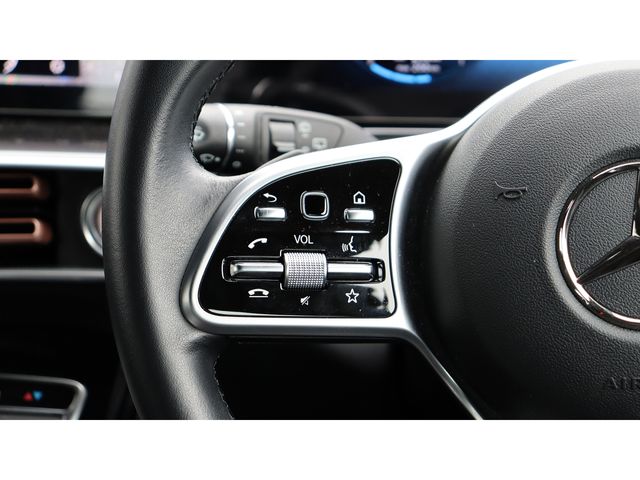 Mercedes Benz EQC 2022-01 184154-6