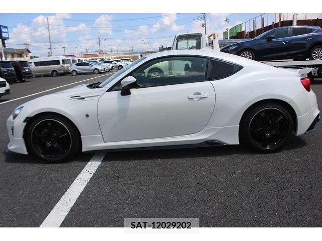Toyota 86 2016-12 388921-9