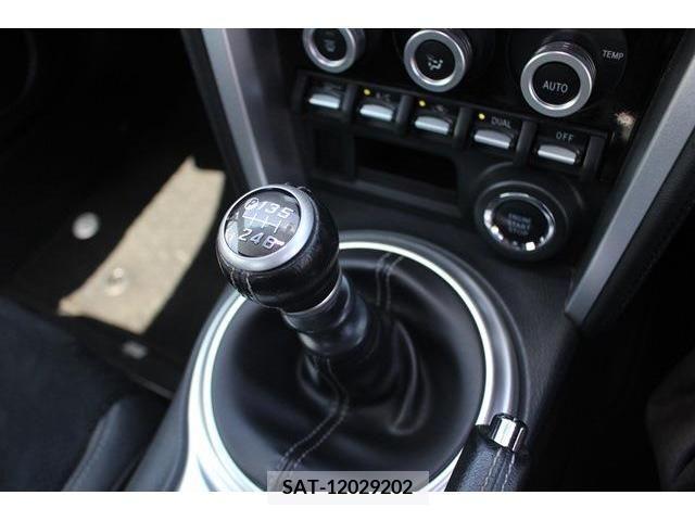 Toyota 86 2016-12 388921-2