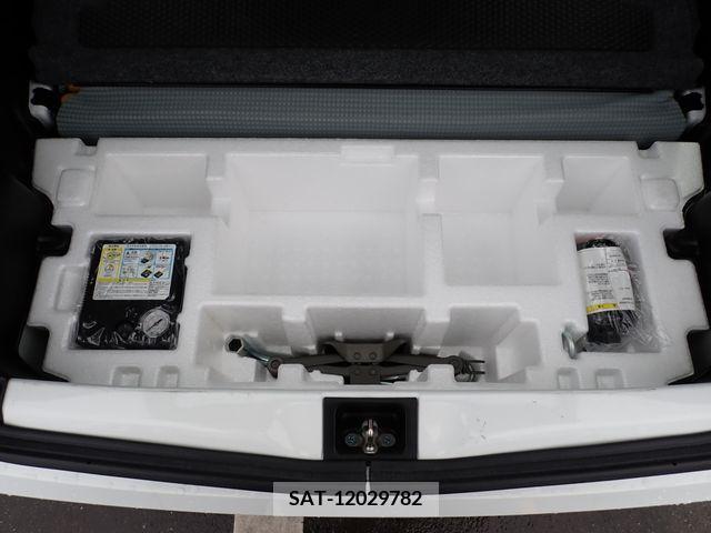 Suzuki ALTO 2017-05 334971-18