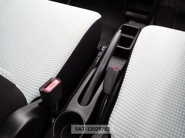 Suzuki ALTO 2017-05 334971-8