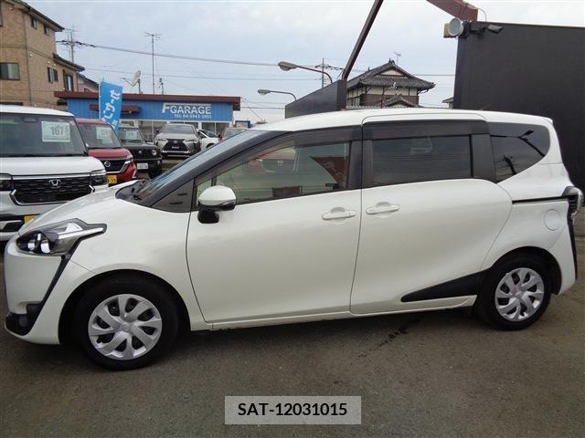 Toyota SIENTA 2017-10 328879-3