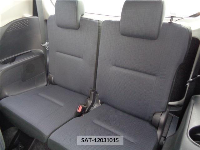 Toyota SIENTA 2017-10 328879-10