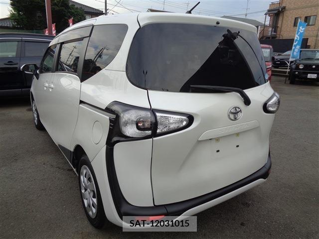 Toyota SIENTA 2017-10 328879-4