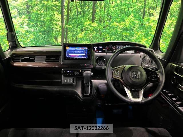 Honda N BOX CUSTOM 2020-10 307133-1