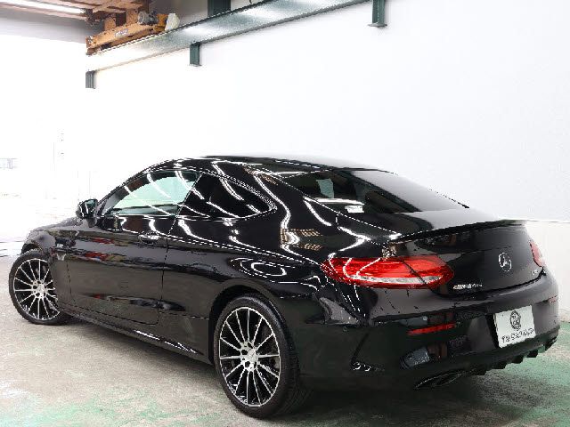 Amg C-CLASS 2018-02 16319-14