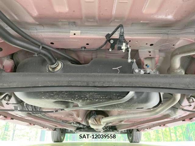 Suzuki SPACIA 2019-11 380470-19