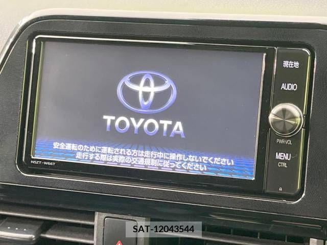 Toyota SIENTA 2017-07 339668-3