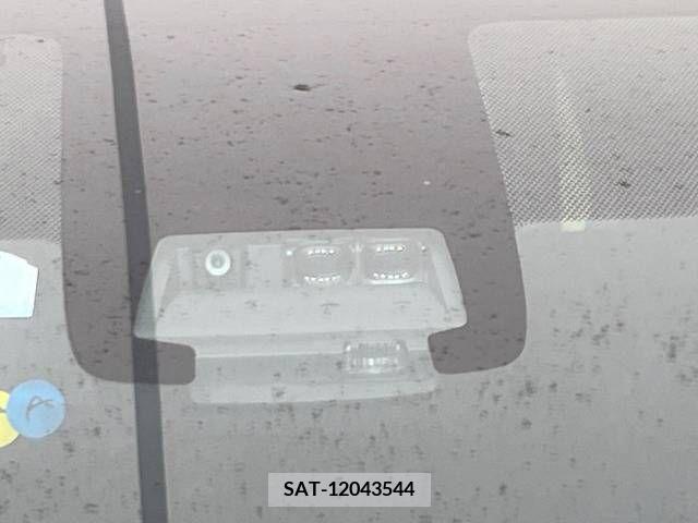 Toyota SIENTA 2017-07 339668-2