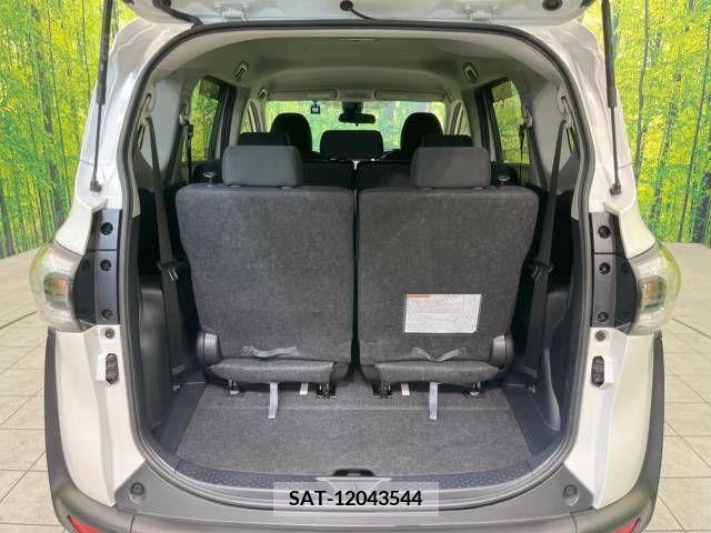 Toyota SIENTA 2017-07 339668-11