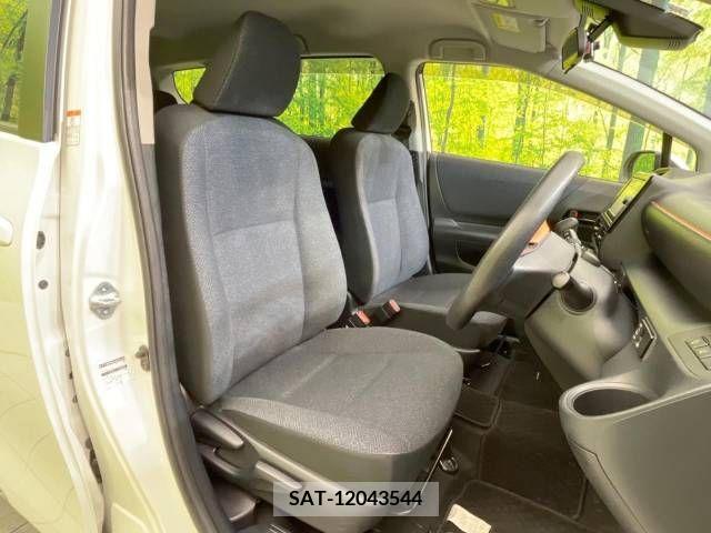 Toyota SIENTA 2017-07 339668-8