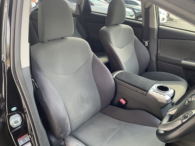 Toyota PRIUS ALPHA 2013-08 9426-15