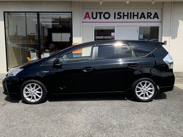 Toyota PRIUS ALPHA 2013-08 9426-2