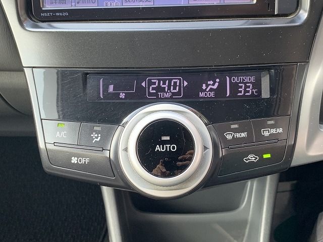 Toyota PRIUS ALPHA 2013-08 9426-10
