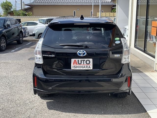 Toyota PRIUS ALPHA 2013-08 9426-3