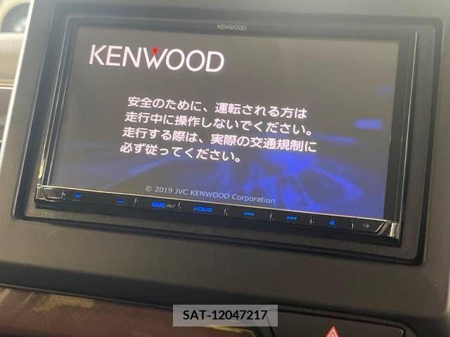 Honda N BOX 2019-03 278621-2