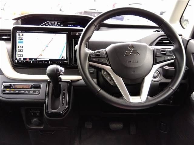 Mitsubishi DELICA D2 2021-02 193230-3