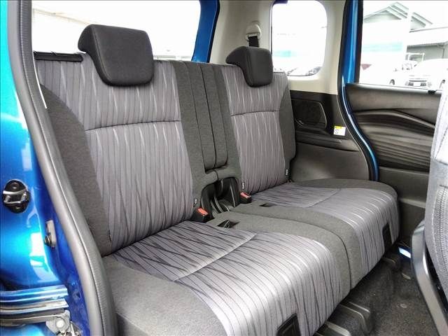 Mitsubishi DELICA D2 2021-02 193230-7
