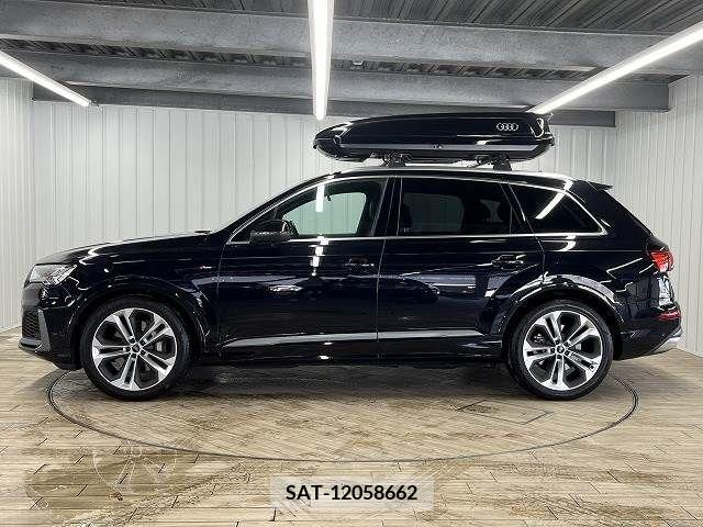 Audi Q7 2020-09 261687-14