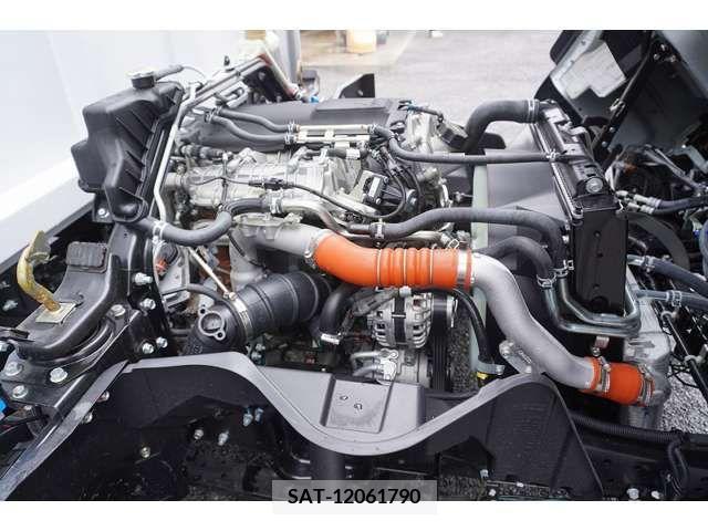 Mitsubishi CANTER 2023-09 294443-14
