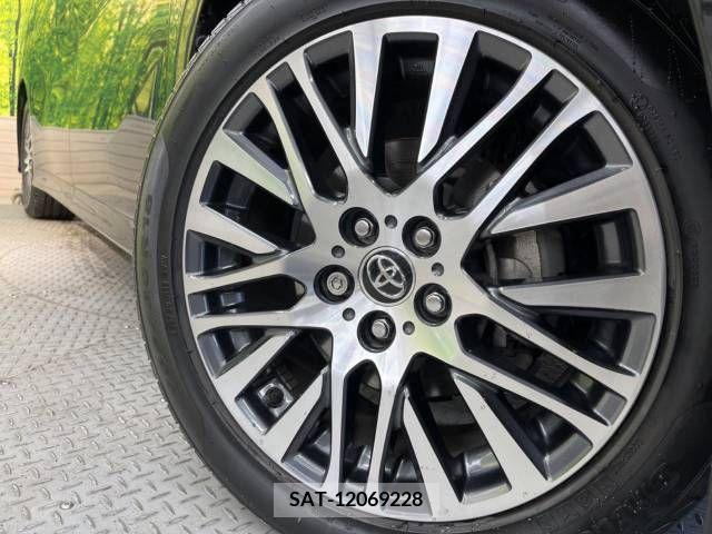 Toyota ALPHARD 2015-07 228448-14