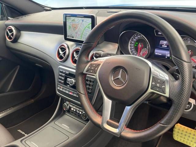 Mercedes Benz GLA-CLASS 2014-10 189629-13