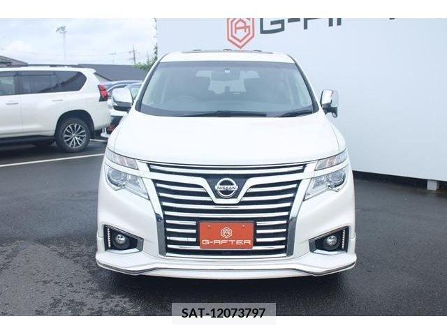 Nissan ELGRAND 2015-10 396464-5