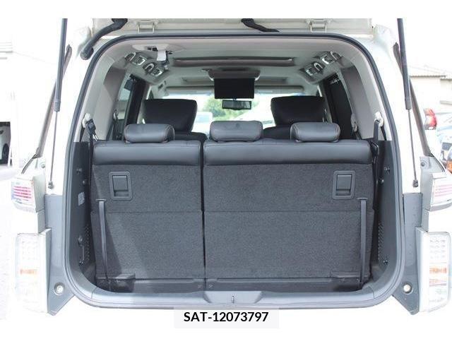 Nissan ELGRAND 2015-10 396464-17