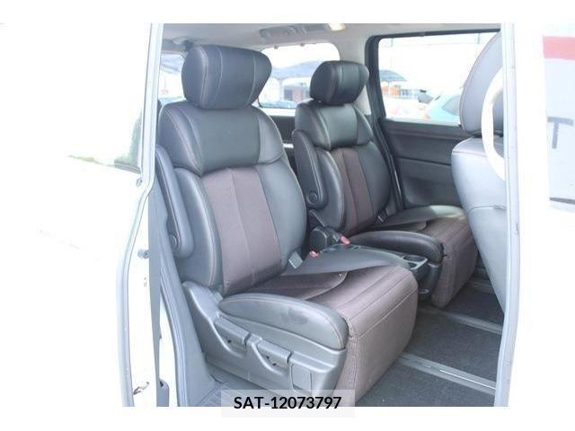 Nissan ELGRAND 2015-10 396464-13