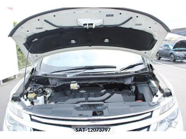 Nissan ELGRAND 2015-10 396464-18