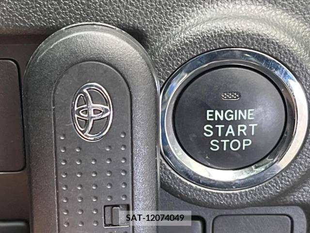 Toyota PASSO 2016-12 310957-7