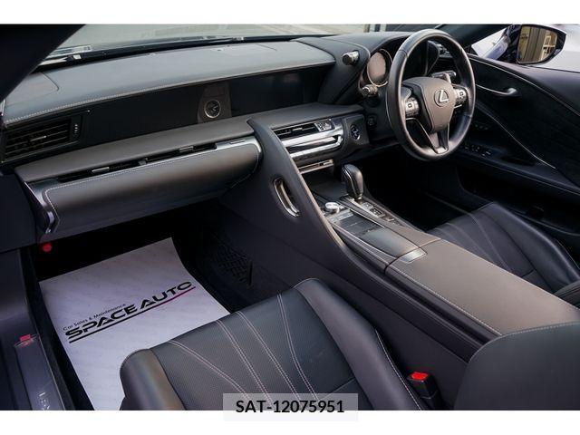 Lexus LC 2017-09 239336-15