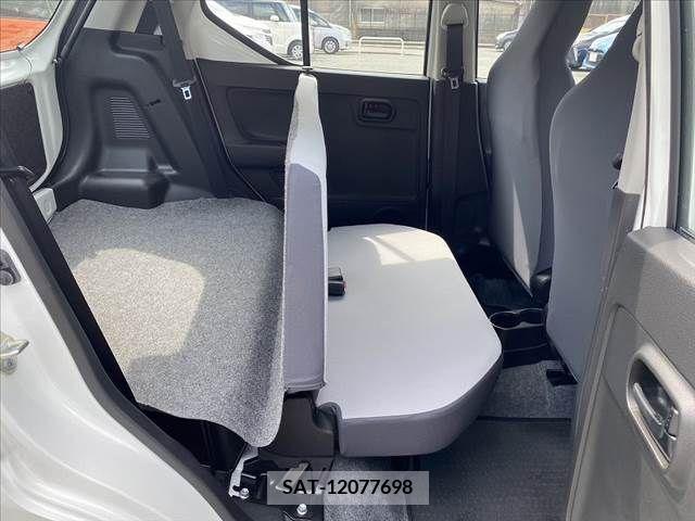 Suzuki ALTO 2018-01 325225-17